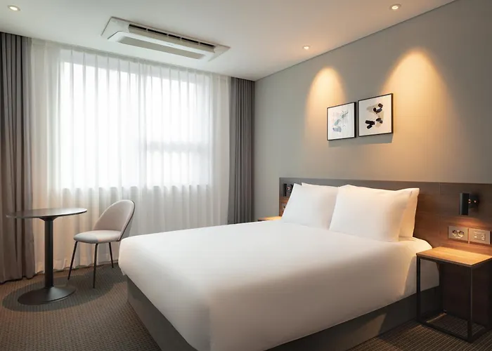 Urbanstay Songdo 4*