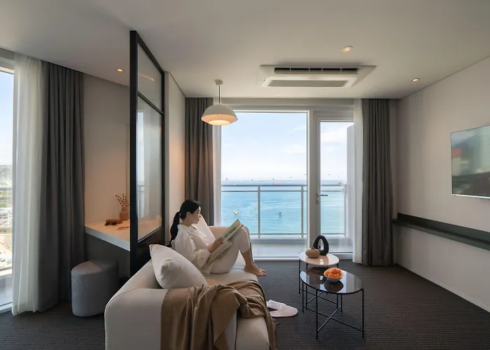 Urbanstay Songdo 4* Pusan