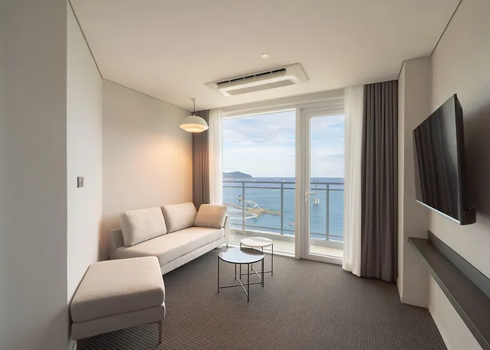 Urbanstay Songdo